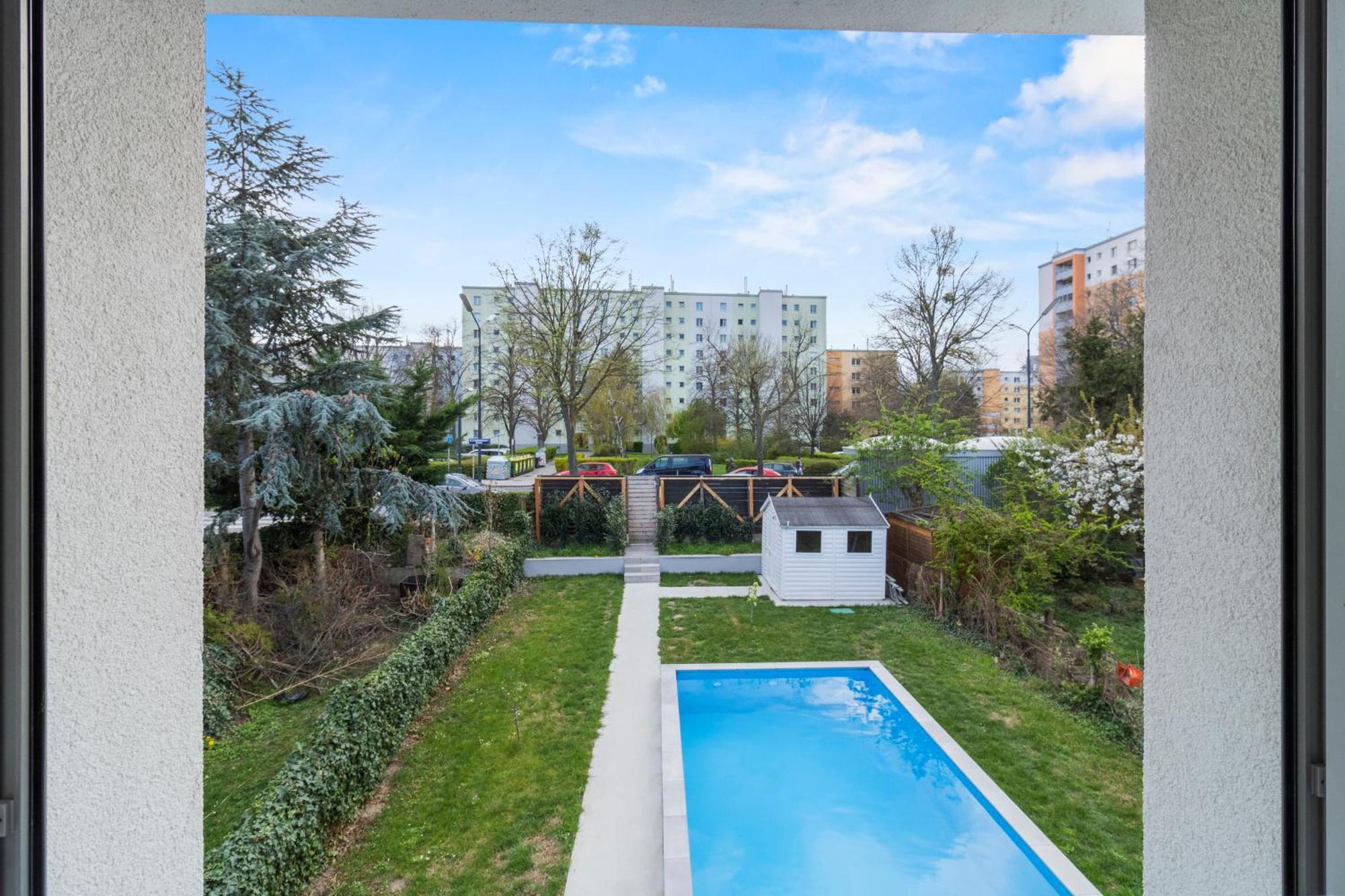 Villa Jaeger Mit Pool In Wien